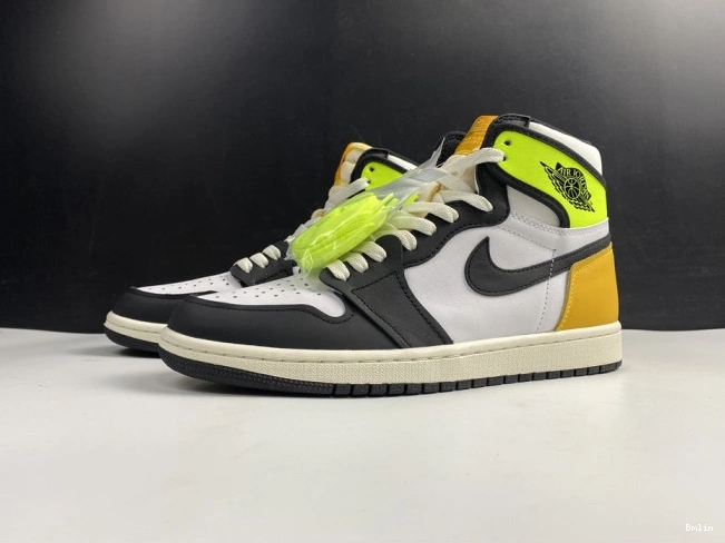 Bmlin AIR 555088-118 RETRO GOLD' 1 HIGH JORDAN 'VOLT OG 0701